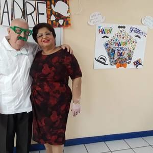 Meet your Posher, Henry marta